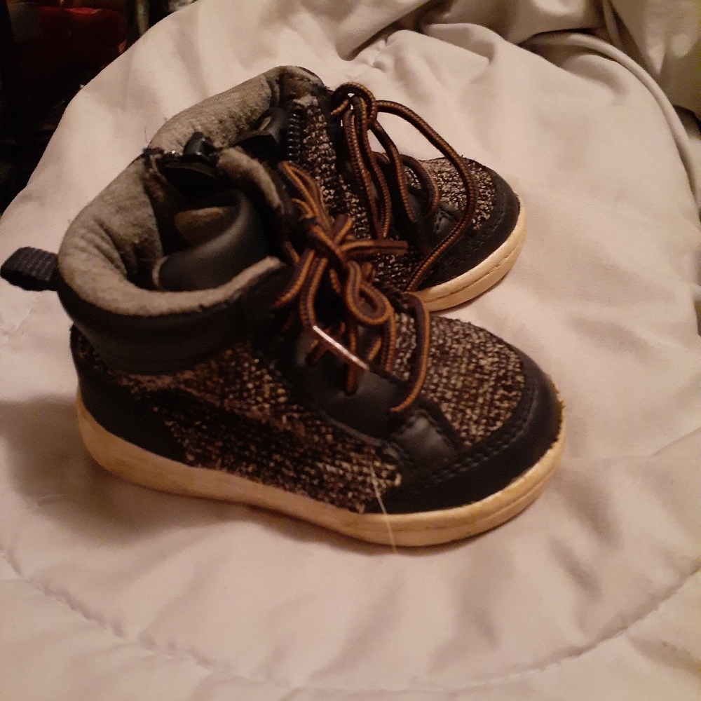 Little boys size 4 boot sneakers